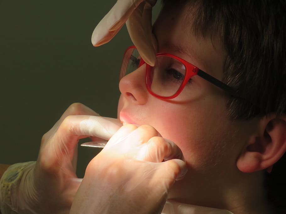 Morderse las uñas: las graves consecuencias para nuestra salud
