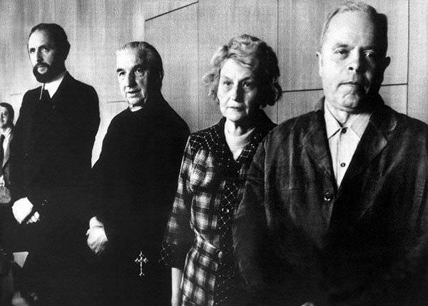 El grito de una joven poseída: El fatídico caso de Anneliese Michel