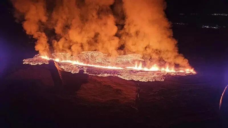 Islandia es golpeada por nueva erupción volcánica, la segunda en menos de un mes