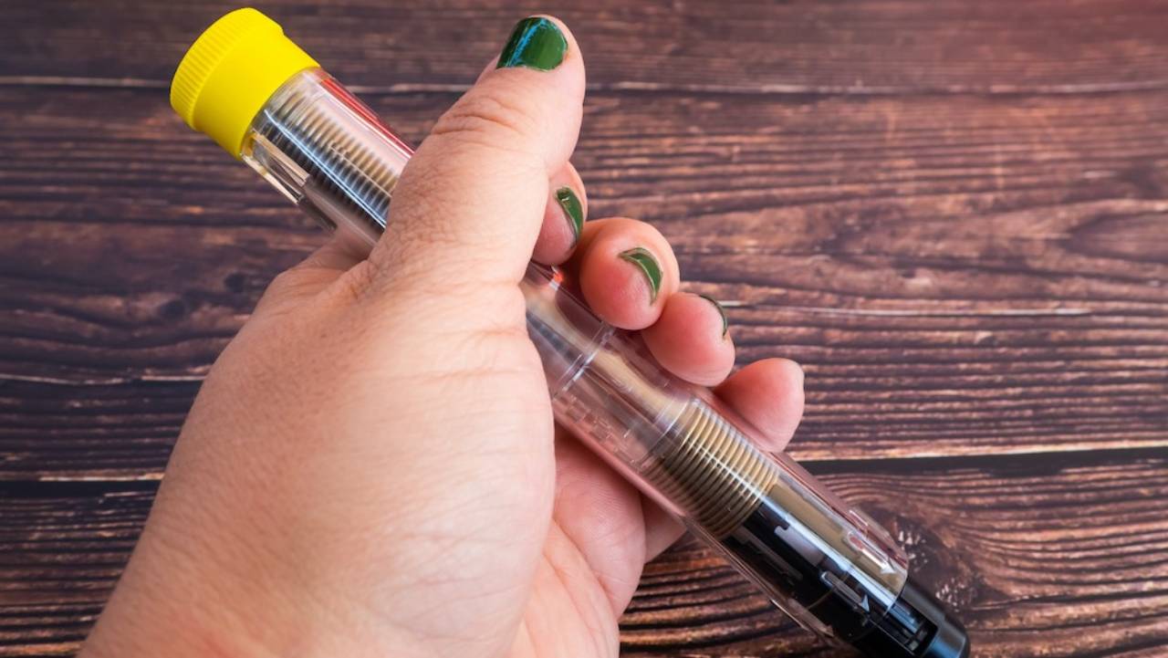 La NASA no lo sabía: niños de primaria descubren que los EpiPens se vuelven venenosos en el espacio
