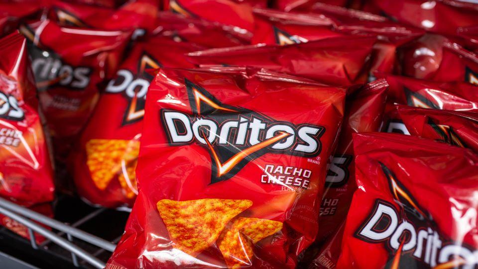 Colorante de Doritos volvió transparente la piel de ratones en un experimento