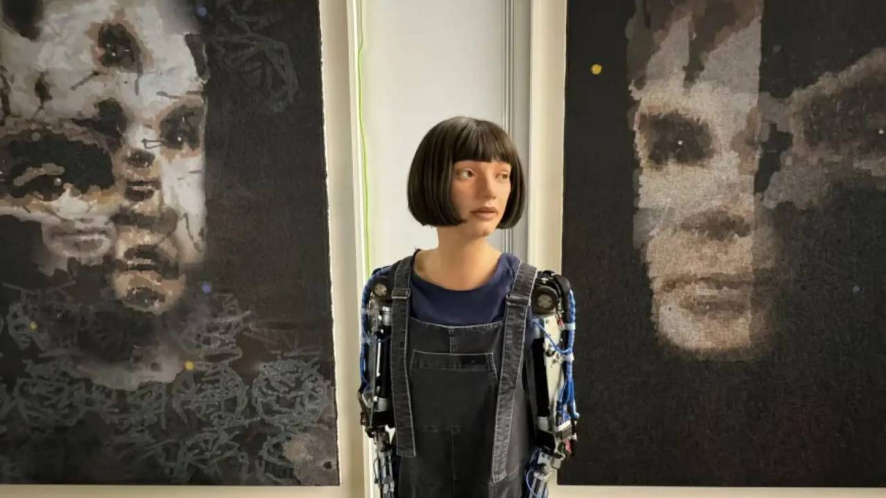 Se subastará la primera obra de arte realizada por un robot humanoide