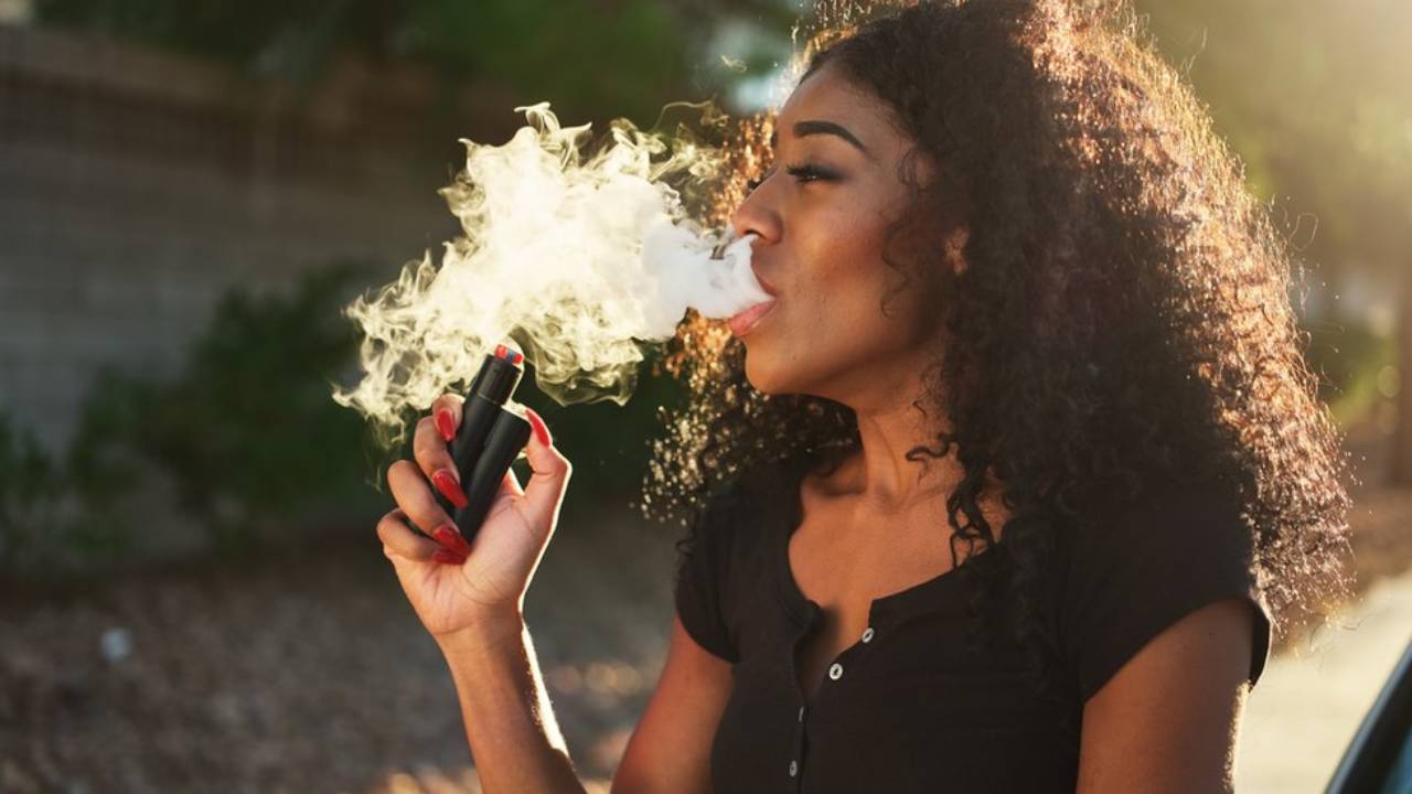 Descubren que el vapeo provoca un nueva e inquietante enfermedad
